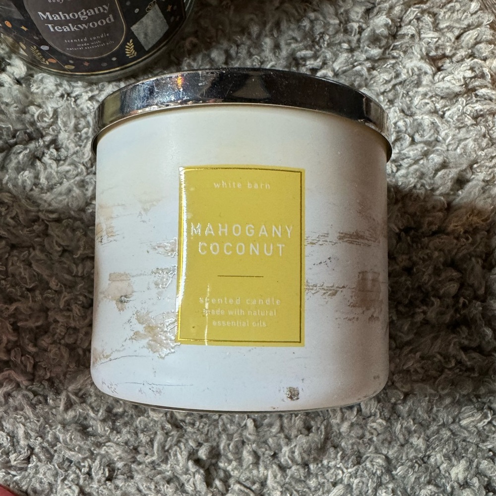 Bath & body works Mahogany Coconut 3 wick candle